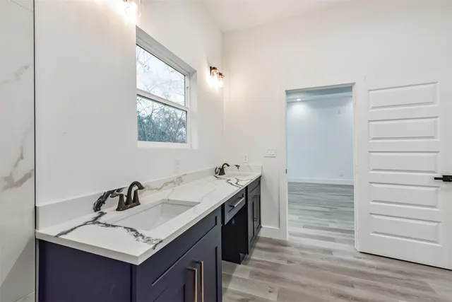 $460,000 | 613 Melbourne Street, Houston, TX 77022