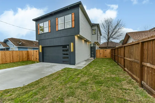 $460,000 | 613 Melbourne Street, Houston, TX 77022