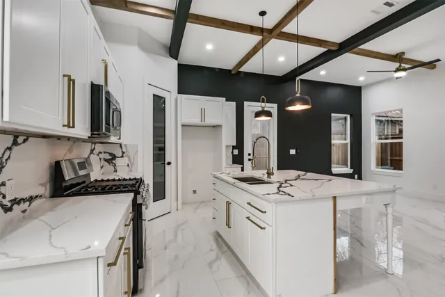 $460,000 | 613 Melbourne Street, Houston, TX 77022