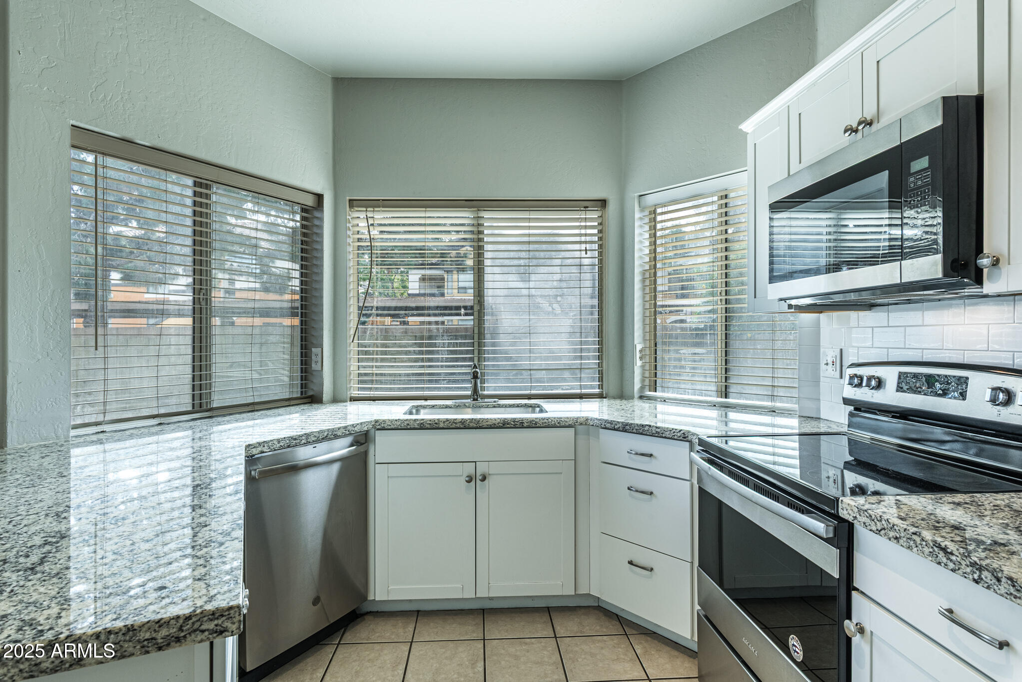 4641 East Towne Lane Gilbert, AZ 85234 - Photo 1 of 26 DSC_8204-HDR