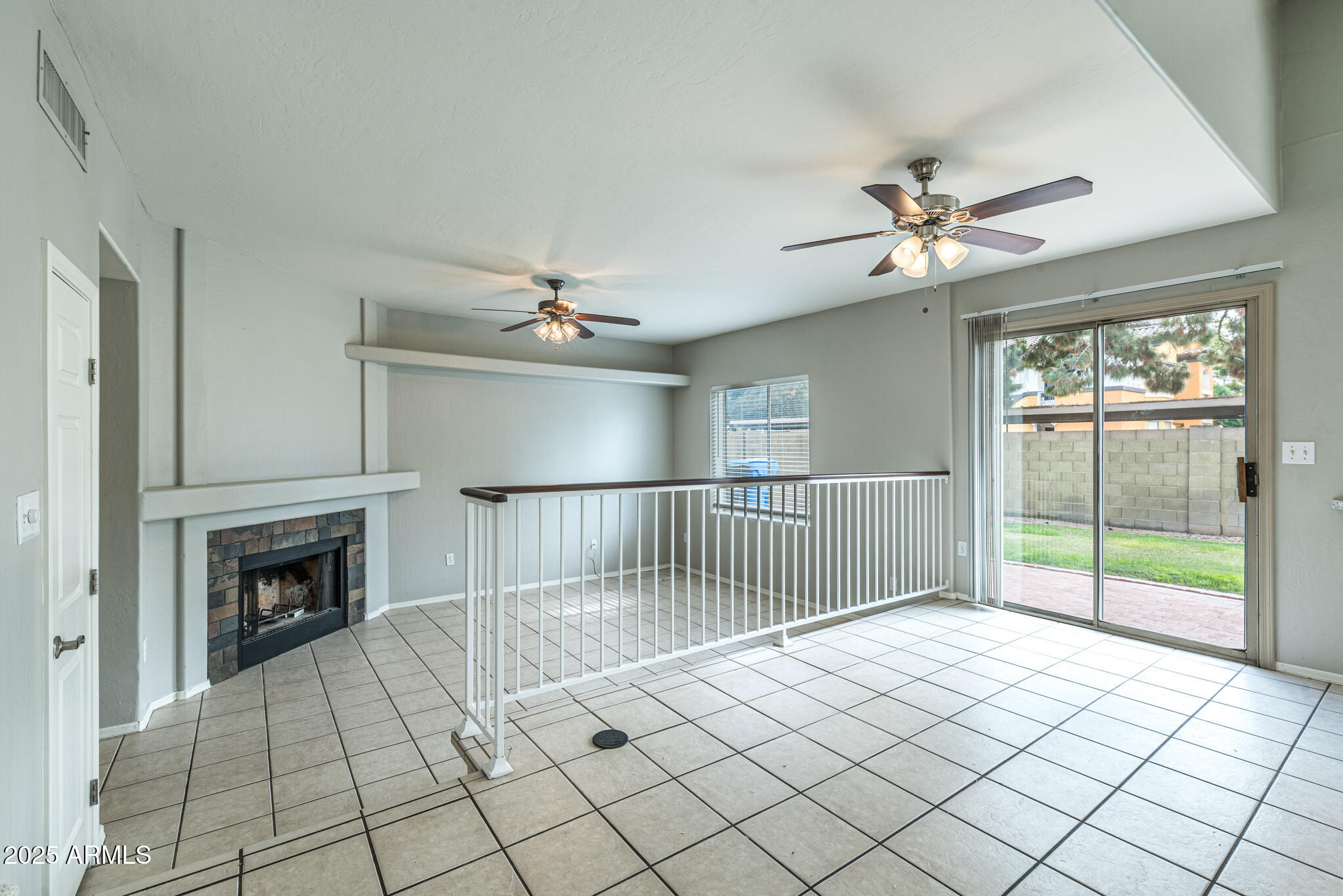 4641 East Towne Lane Gilbert, AZ 85234 - Photo 5 of 26 DSC_8175-HDR