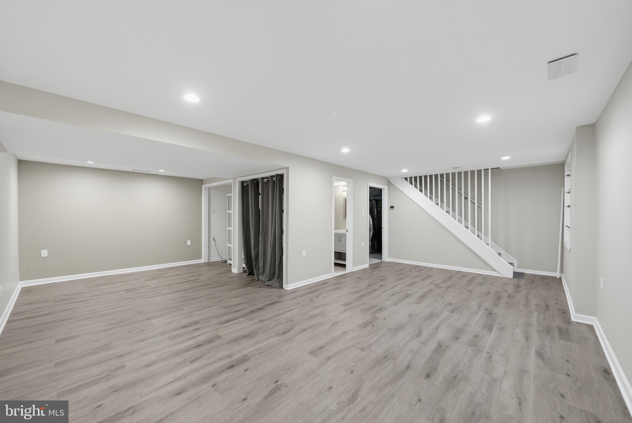 16818 Briardale Road Rockville, MD 20855 - Photo 34 of 45
