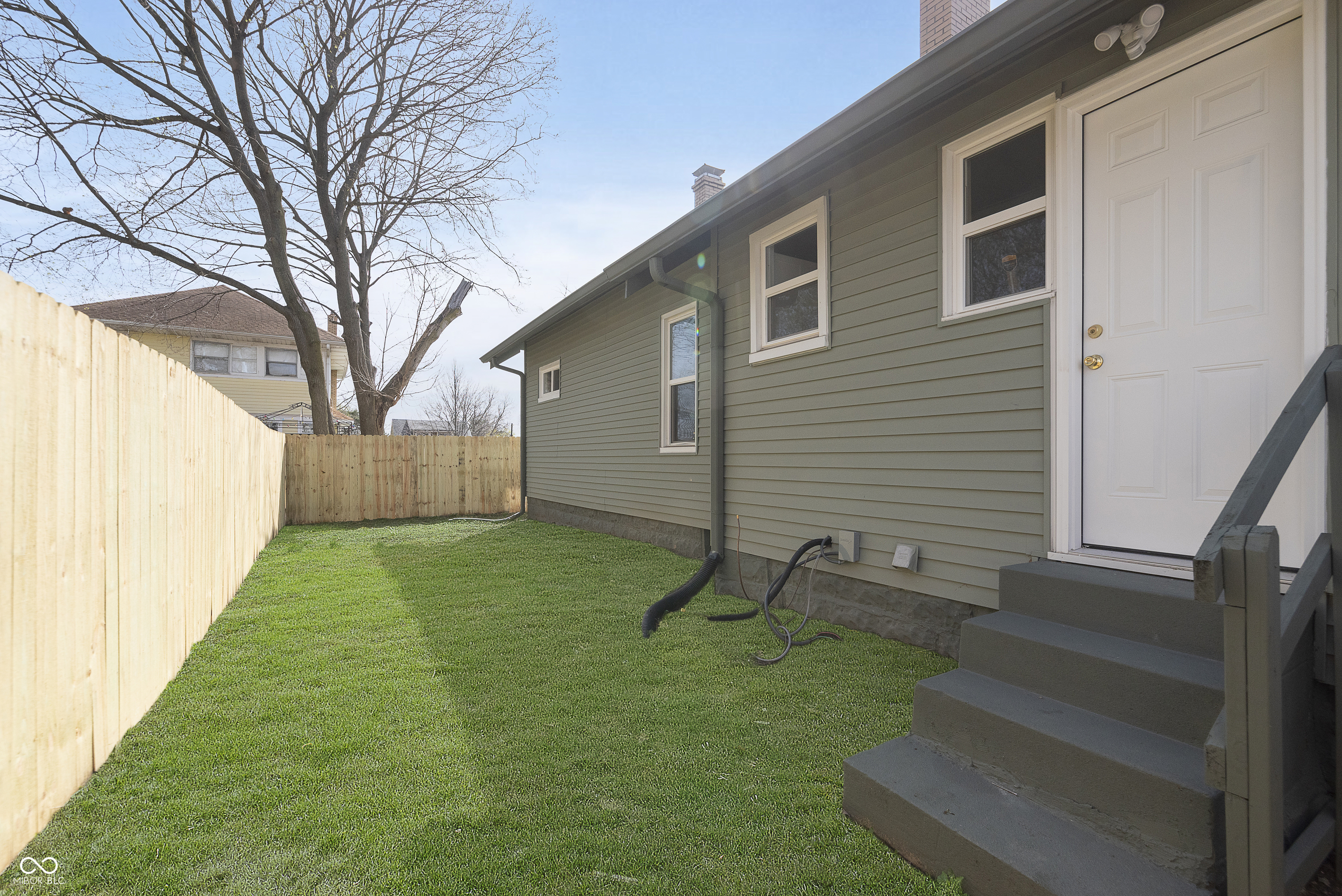 5074 East Walnut Street Indianapolis, IN 46201 - Photo 16 of 17