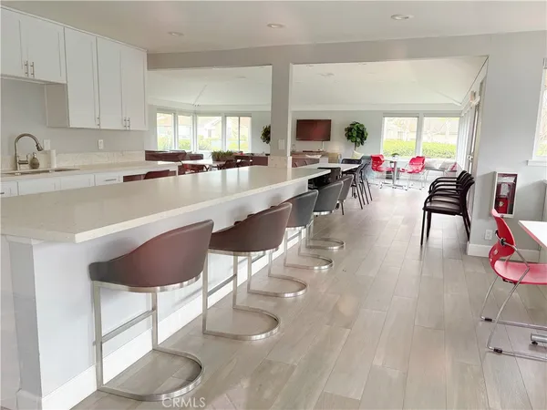 $2,850 | 184 Tangelo, Irvine, CA 92618