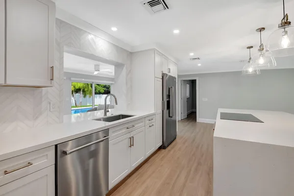 $8,000 | 135 Southeast 28th Court, Boynton Beach, FL 33435