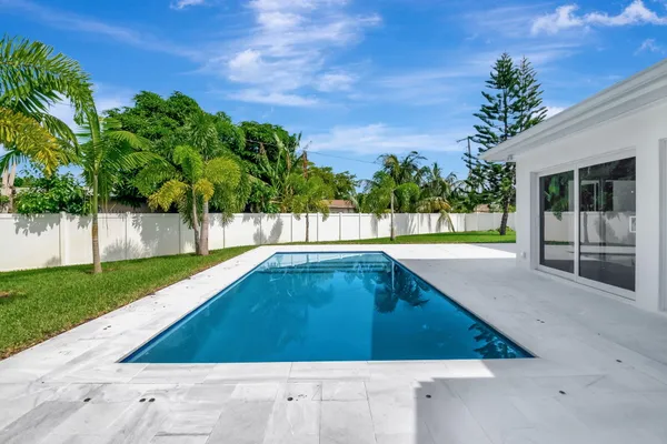 $8,000 | 135 Southeast 28th Court, Boynton Beach, FL 33435