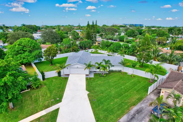 $8,000 | 135 Southeast 28th Court, Boynton Beach, FL 33435