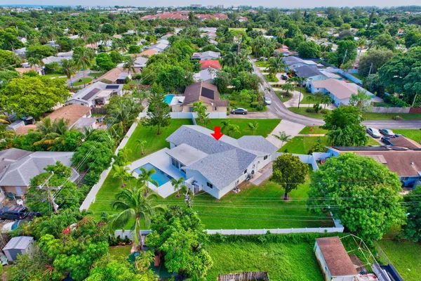 $8,000 | 135 Southeast 28th Court, Boynton Beach, FL 33435