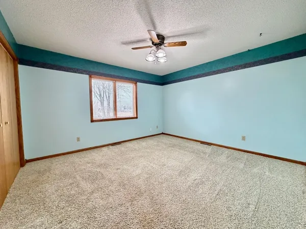 $267,000 | 828 West Birch Avenue, Fergus Falls, MN 56537