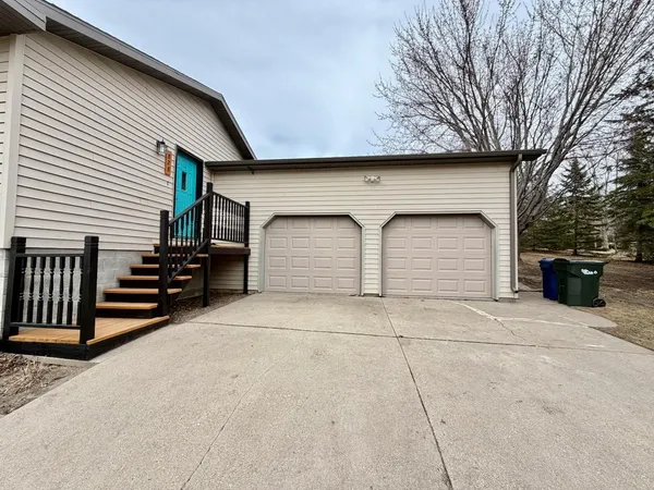 $267,000 | 828 West Birch Avenue, Fergus Falls, MN 56537