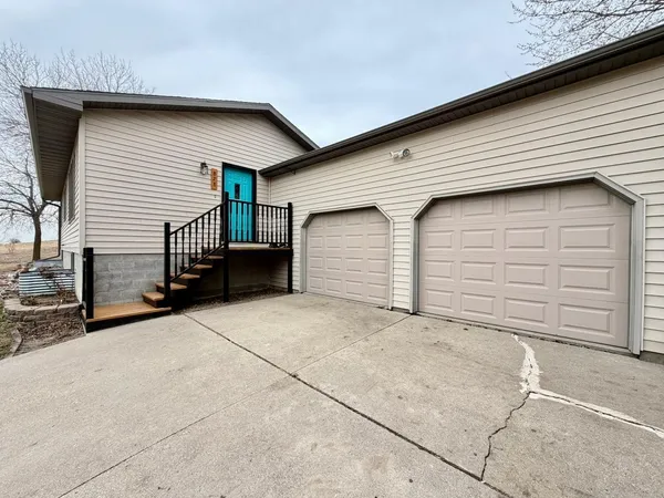 $267,000 | 828 West Birch Avenue, Fergus Falls, MN 56537