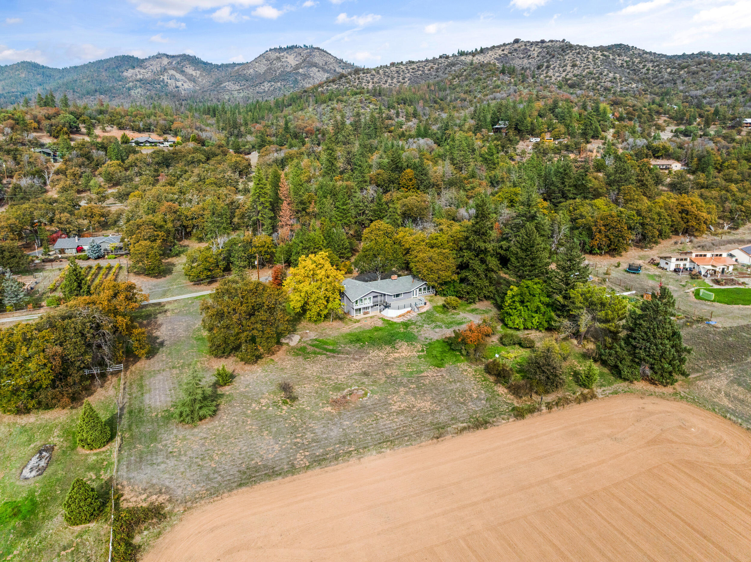 348 Ridgewood Drive Jacksonville, OR 97530 - Photo 48 of 55 348-ridgewood-dr (kassidy lowe)-dr-08