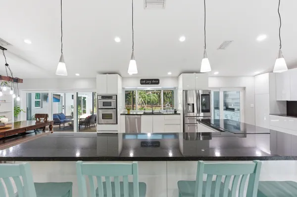 $860,000 | 1537 Northwest 108th Way, Coral Springs, FL 33071