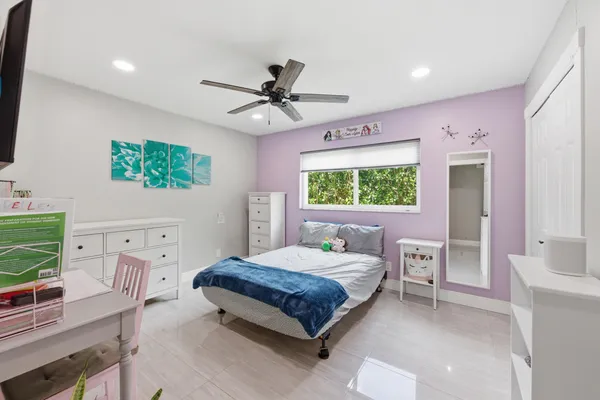 $860,000 | 1537 Northwest 108th Way, Coral Springs, FL 33071