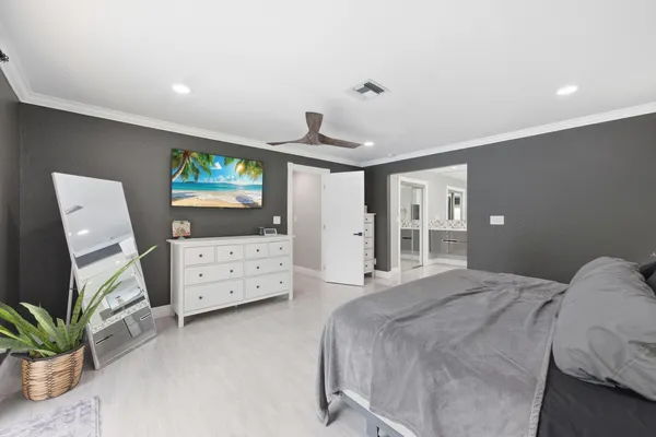 $860,000 | 1537 Northwest 108th Way, Coral Springs, FL 33071