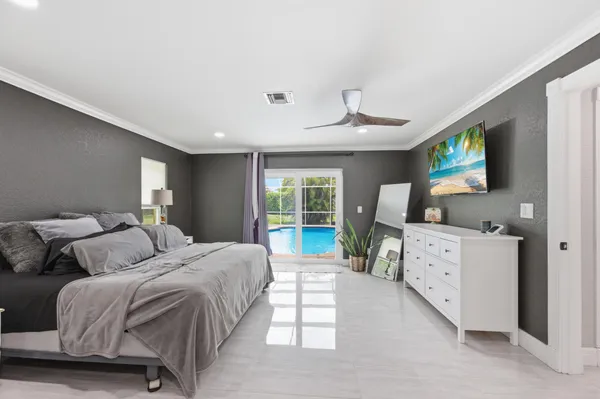 $860,000 | 1537 Northwest 108th Way, Coral Springs, FL 33071