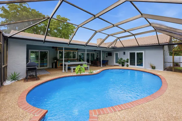 $860,000 | 1537 Northwest 108th Way, Coral Springs, FL 33071