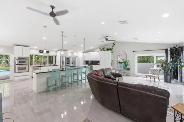 $860,000 | 1537 Northwest 108th Way, Coral Springs, FL 33071