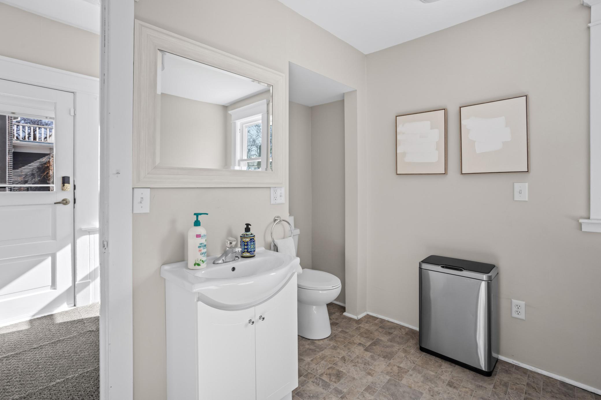 1124 5th Avenue South Fargo, ND 58103 - Photo 48 of 67