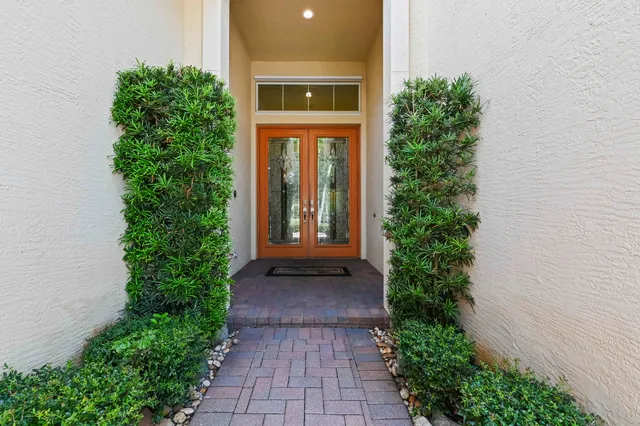 a view of an entryway door