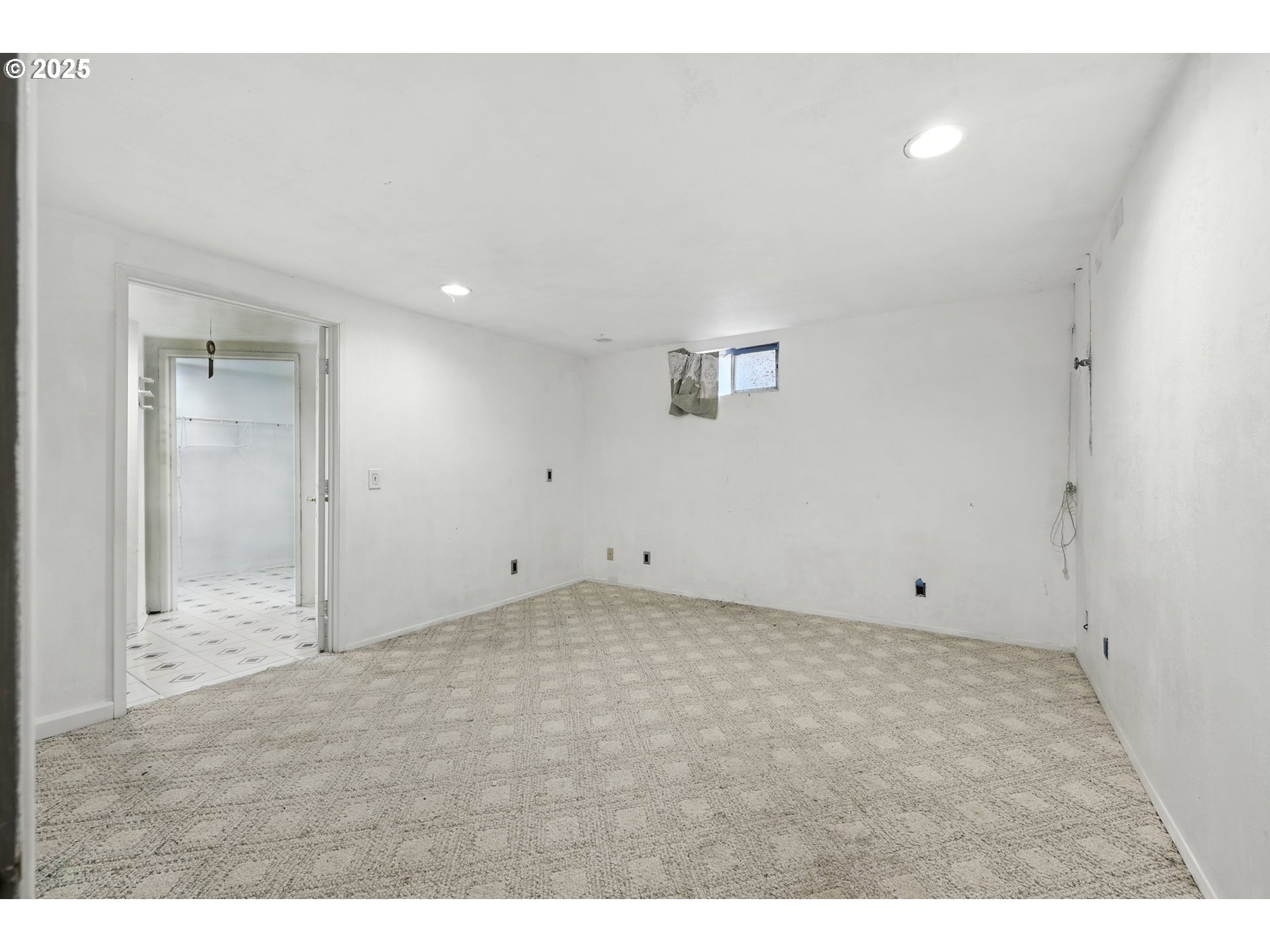 1611 Northeast 102nd Avenue Portland, OR 97220 - Photo 19 of 30 a view of an empty room