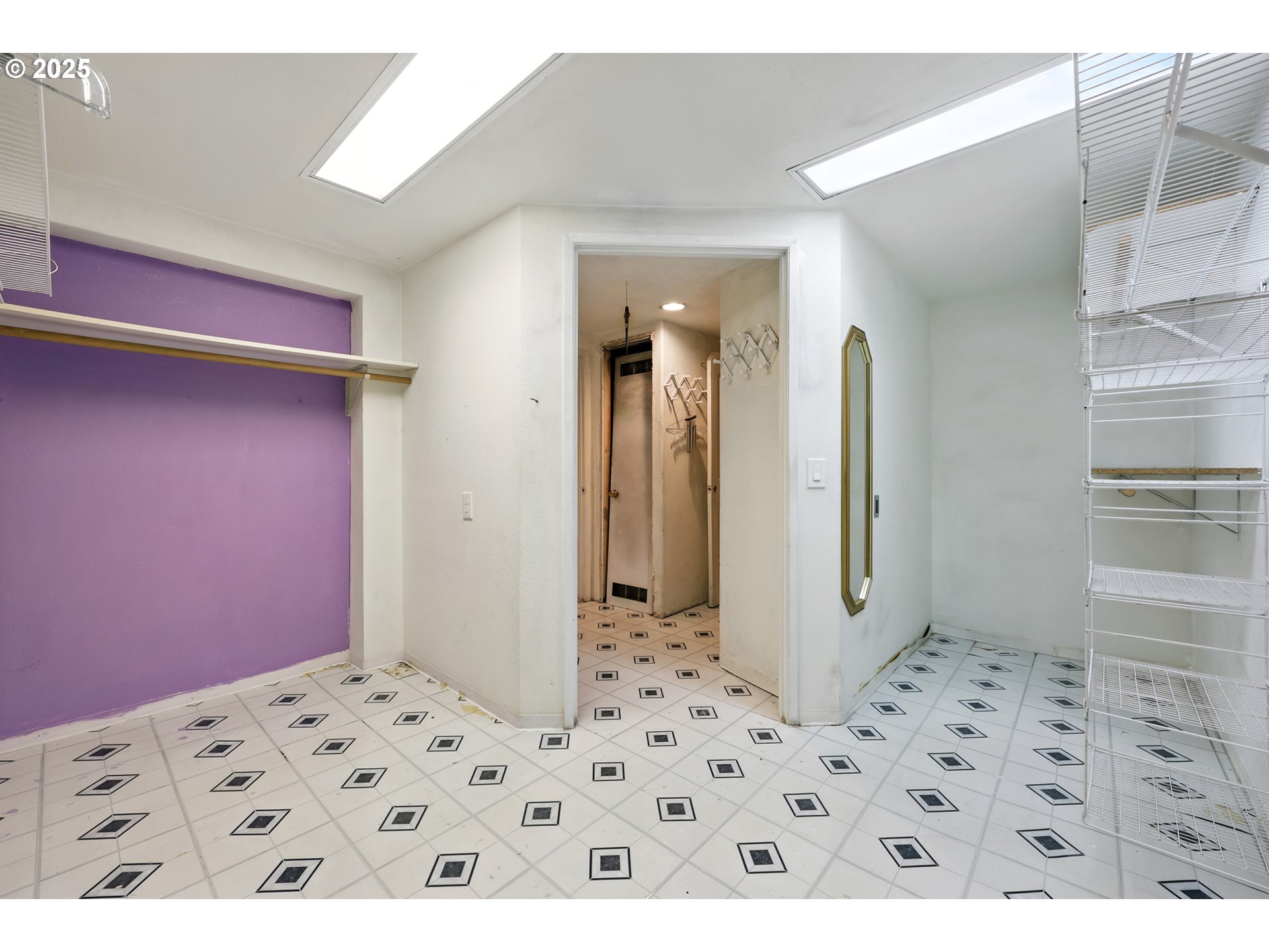 1611 Northeast 102nd Avenue Portland, OR 97220 - Photo 21 of 30 a view of hallway