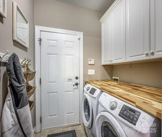 $699,900 | 8074 Andrew Franklin Drive, Denver, NC 28037