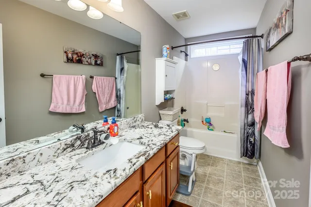 $699,900 | 8074 Andrew Franklin Drive, Denver, NC 28037