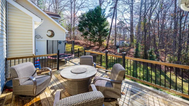 $699,900 | 8074 Andrew Franklin Drive, Denver, NC 28037