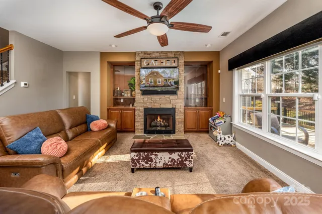 $699,900 | 8074 Andrew Franklin Drive, Denver, NC 28037