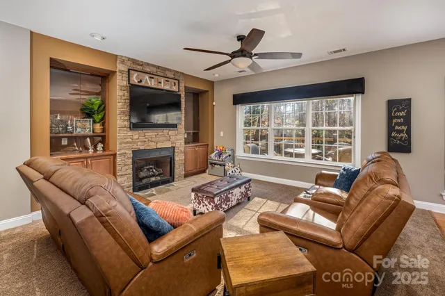 $699,900 | 8074 Andrew Franklin Drive, Denver, NC 28037