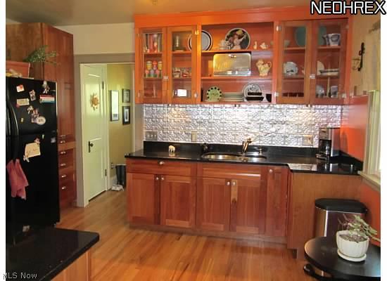 4567 State Road Cleveland, OH 44109 - Photo 4 of 25 Gallery Image 4