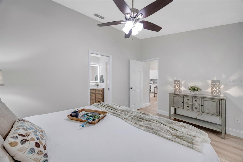 511 Center Point Road Valrico, FL 33594 - Photo 37 of 40