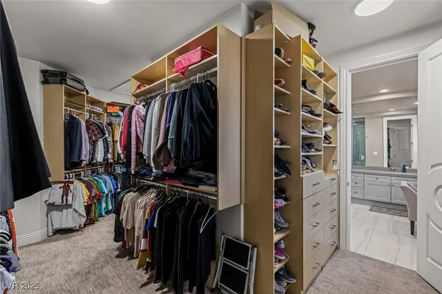 $2,699,000 | 1901 Newport Bay Drive, Las Vegas, NV 89117