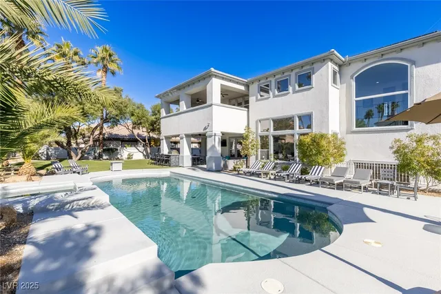 $2,699,000 | 1901 Newport Bay Drive, Las Vegas, NV 89117