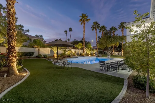 $2,699,000 | 1901 Newport Bay Drive, Las Vegas, NV 89117
