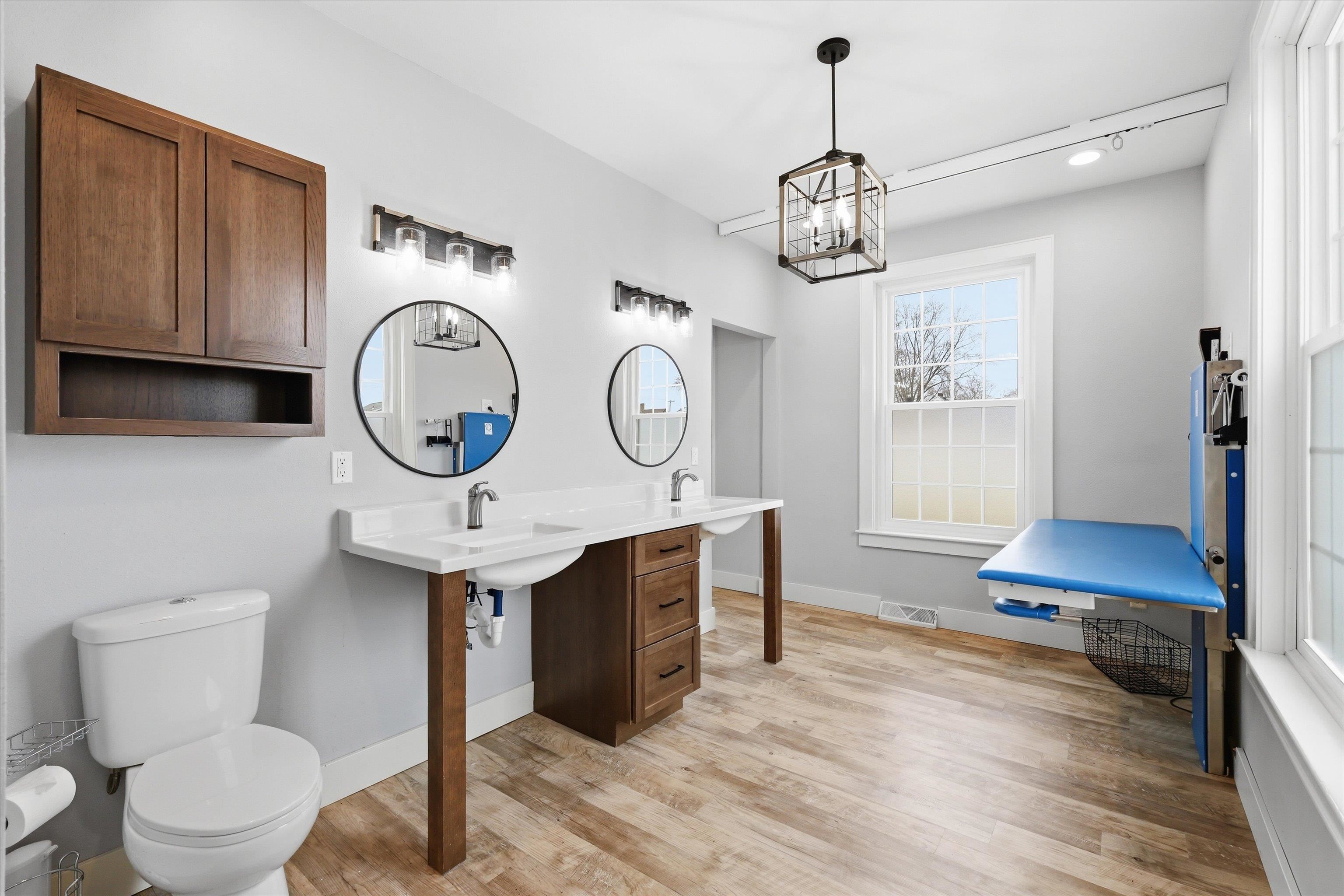 439 East Factory Street Seymour, WI 54165 - Photo 14 of 64