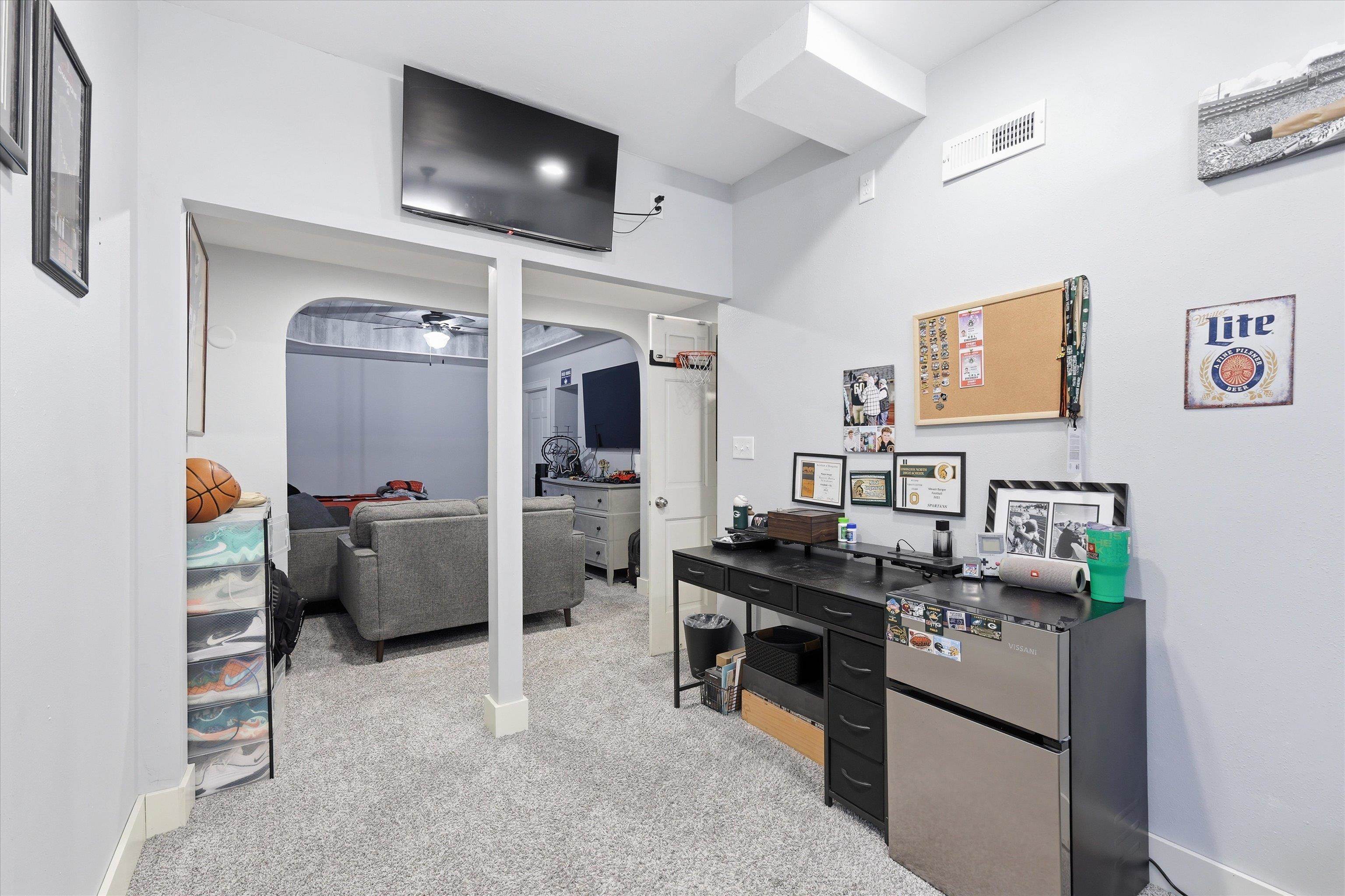 439 East Factory Street Seymour, WI 54165 - Photo 27 of 64