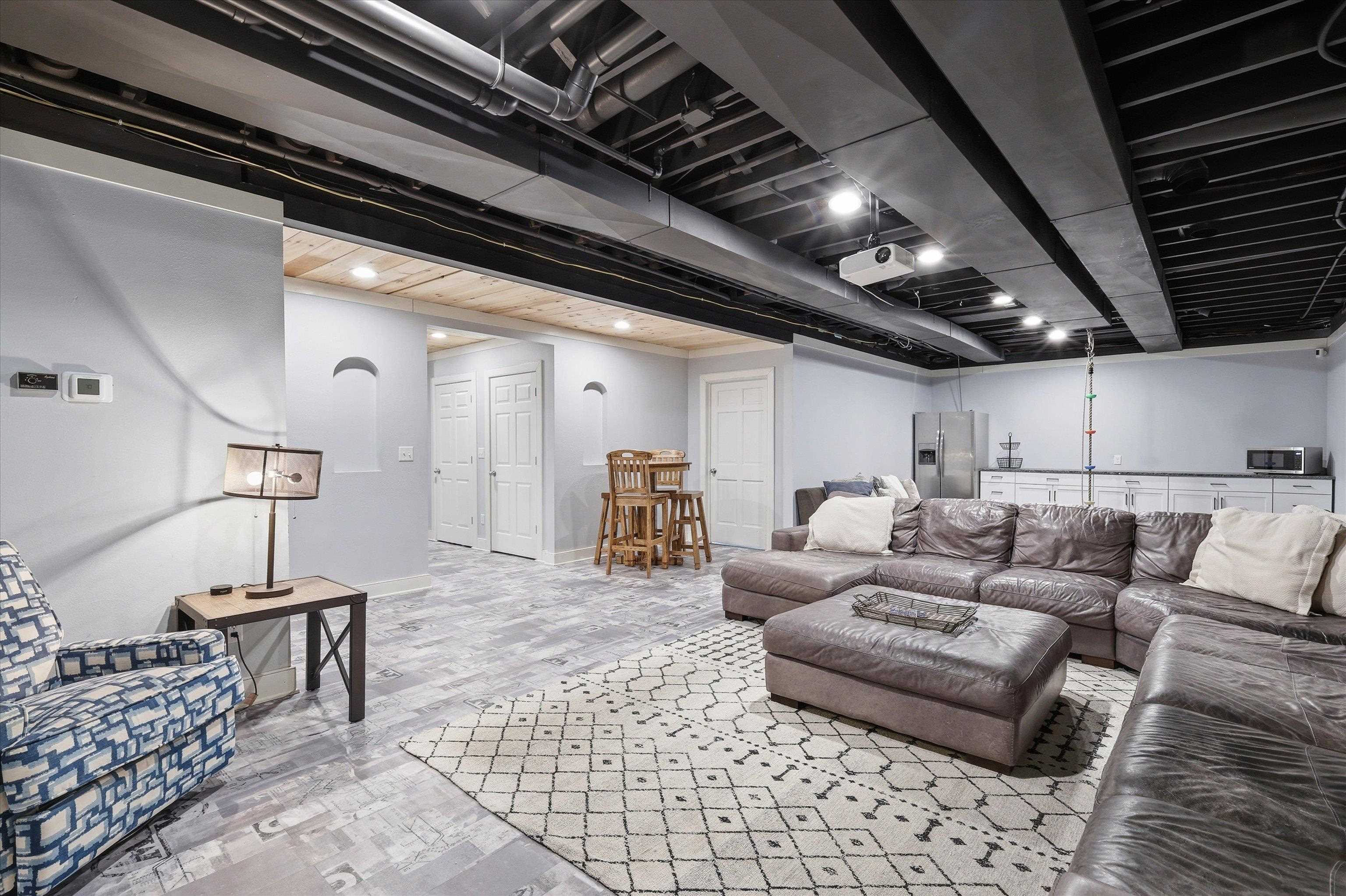 439 East Factory Street Seymour, WI 54165 - Photo 29 of 64