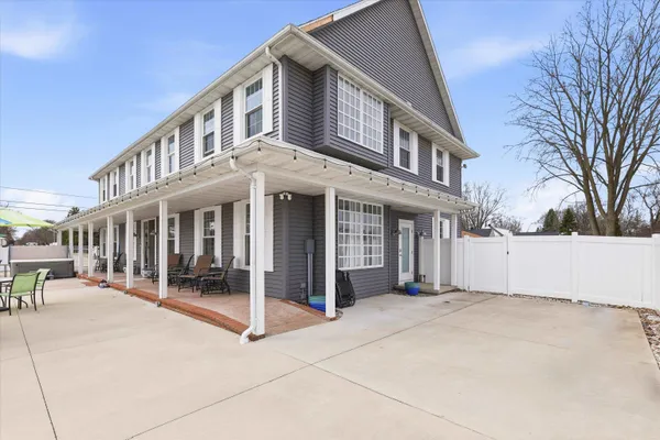 $699,000 | 439 East Factory Street, Seymour, WI 54165