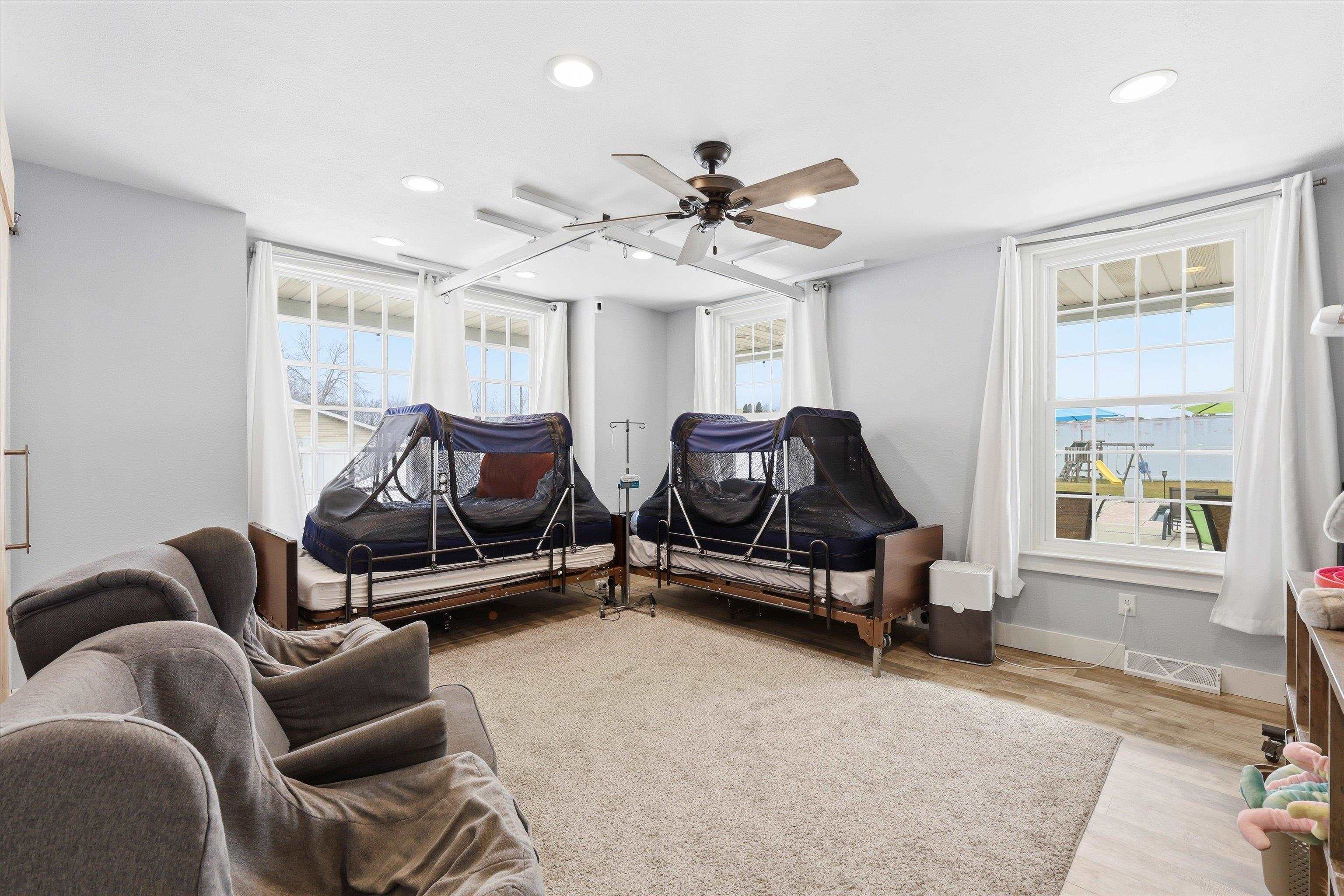 439 East Factory Street Seymour, WI 54165 - Photo 10 of 64