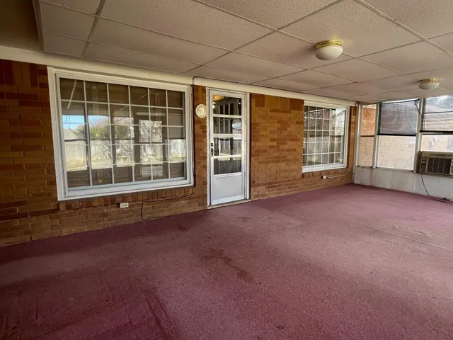 $210,000 | 1000 West Pine Street, Dimmitt, TX 79027