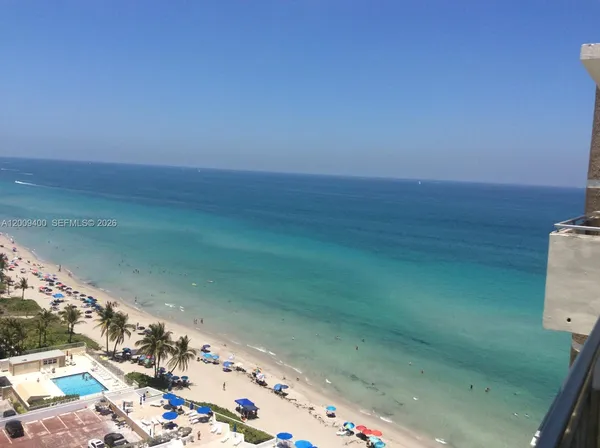 $2,200 | 3180 South Ocean Drive, Unit 1705, Hallandale Beach, FL 33009