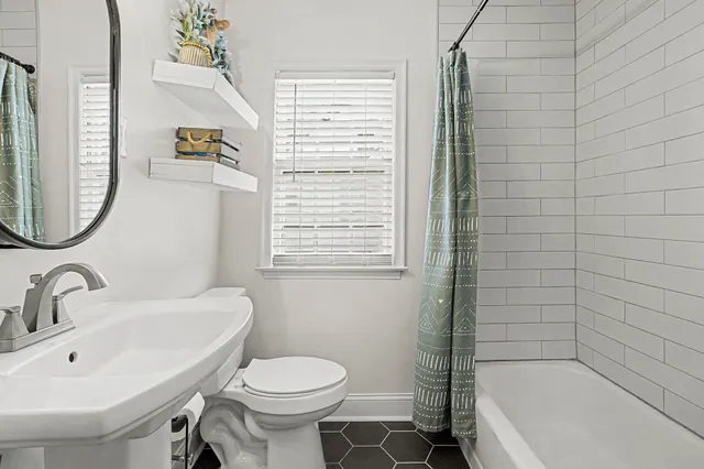 $260,000 | 144 Northwood Drive, Memphis, TN 38111