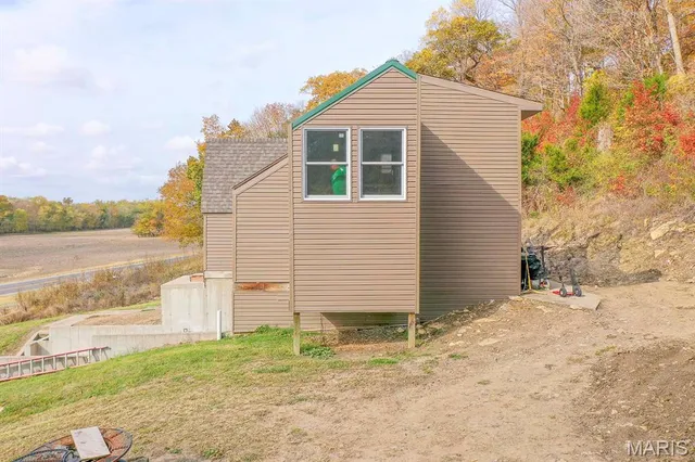 $119,900 | 802 Highway 3, Rockwood, IL 62280