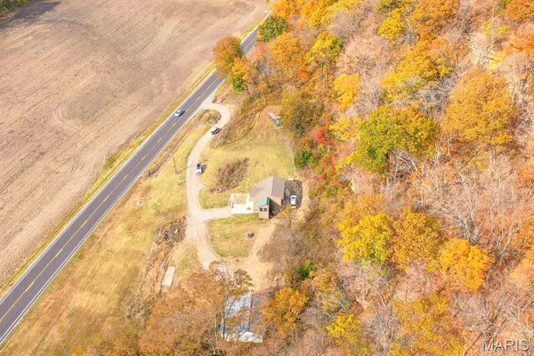 $99,900 | 802 Highway 3, Rockwood, IL 62280