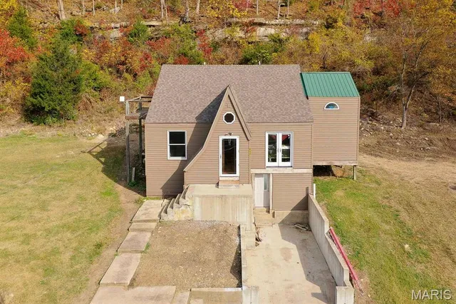 $119,900 | 802 Highway 3, Rockwood, IL 62280