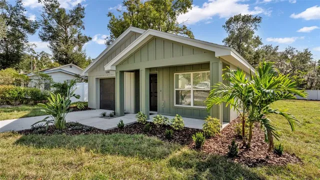 $349,900 | 1242 Dorothy Street, Lakeland, FL 33815