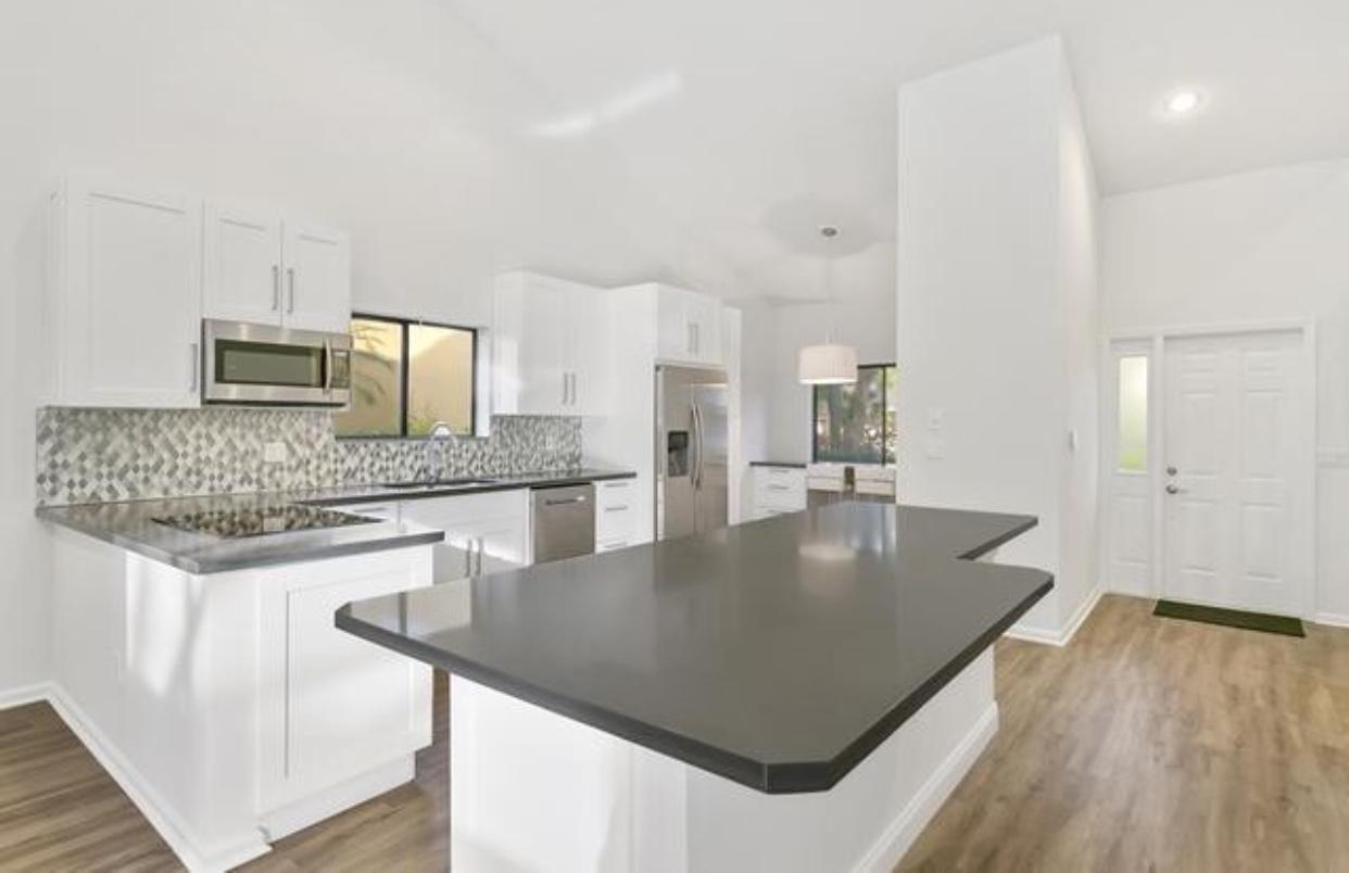 759 St Albans Drive Boca Raton, FL 33486 - Photo 5 of 25 BA3807B9-89A6-4FAB-BB63-B31BB42A1A29
