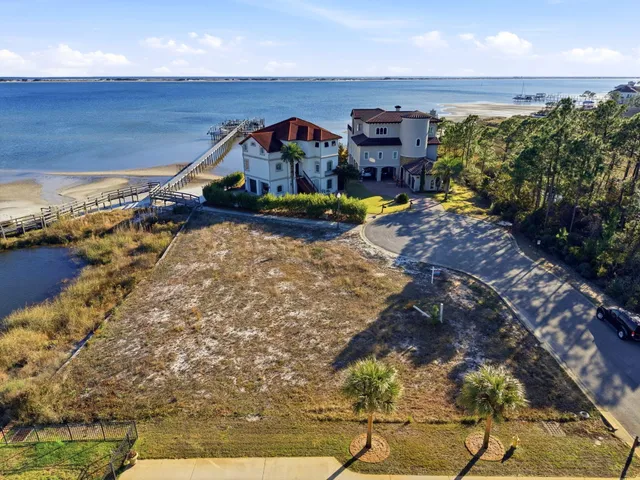 $369,000 | 9375 Palmetto Ridge Court, Navarre, FL 32566